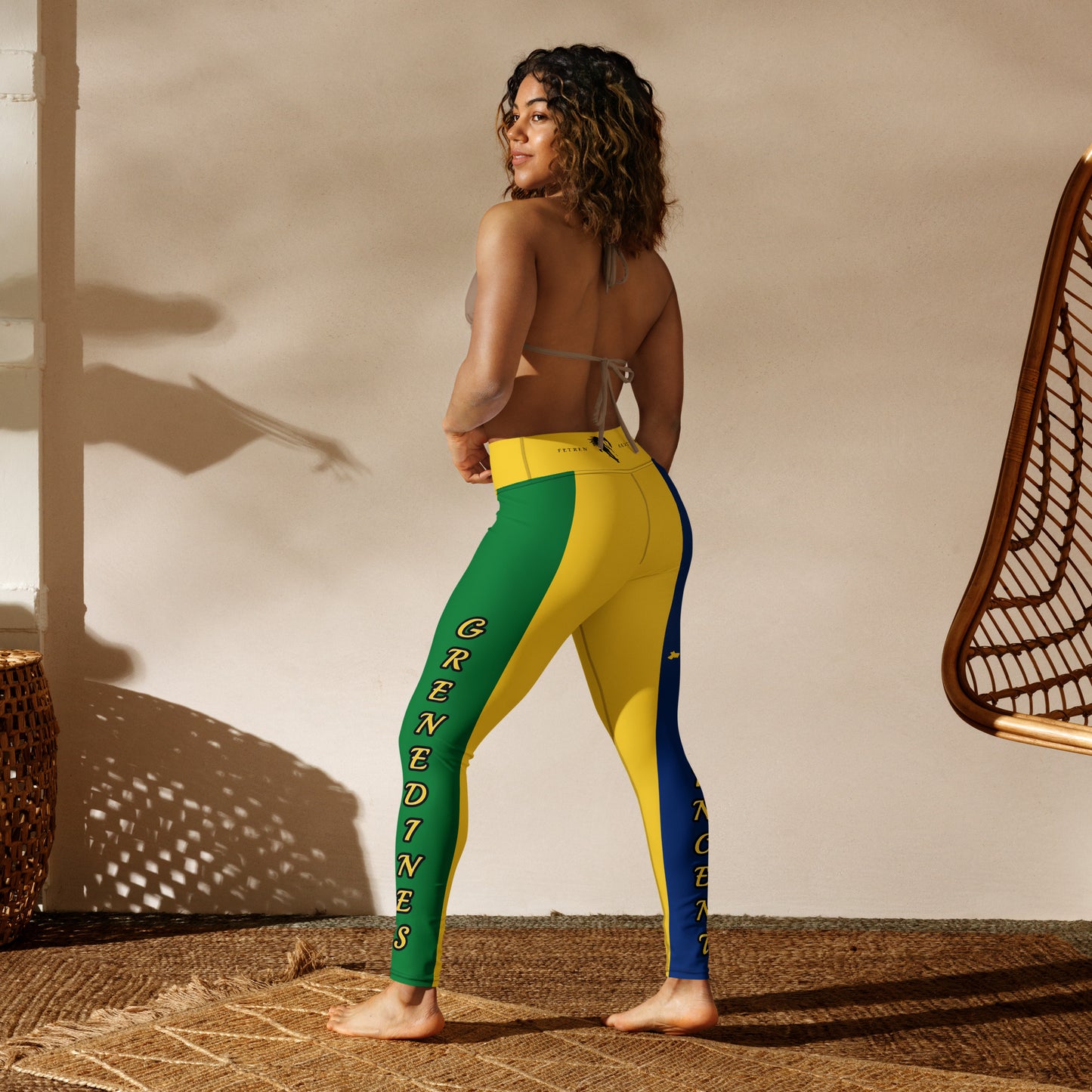 Saint Vincent Flag Yoga Leggings 2